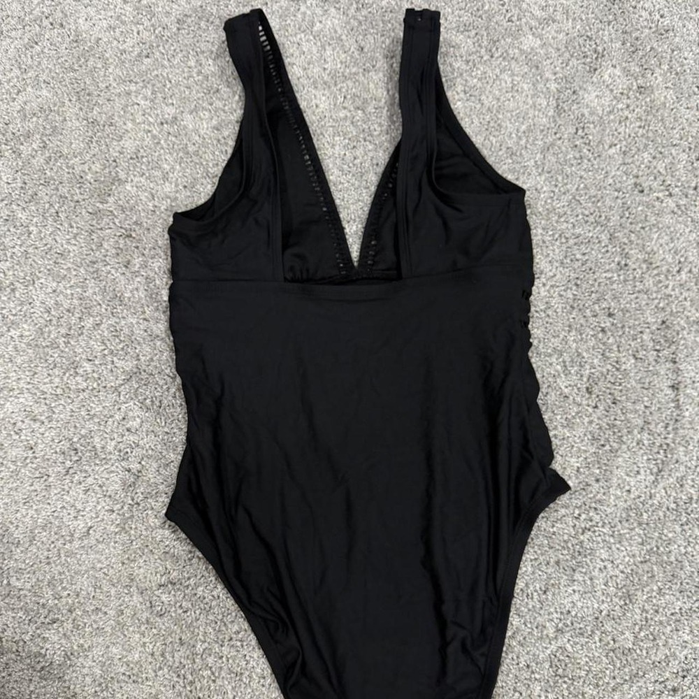 Black Freshwater one piece swimsuit with cutout detail, size M - Picture 2 of 3